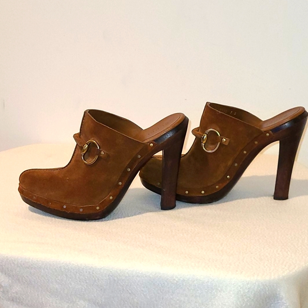 GUCCI SUEDE BROWN HIGH HEEL CLOGS - Picture 5 of 11